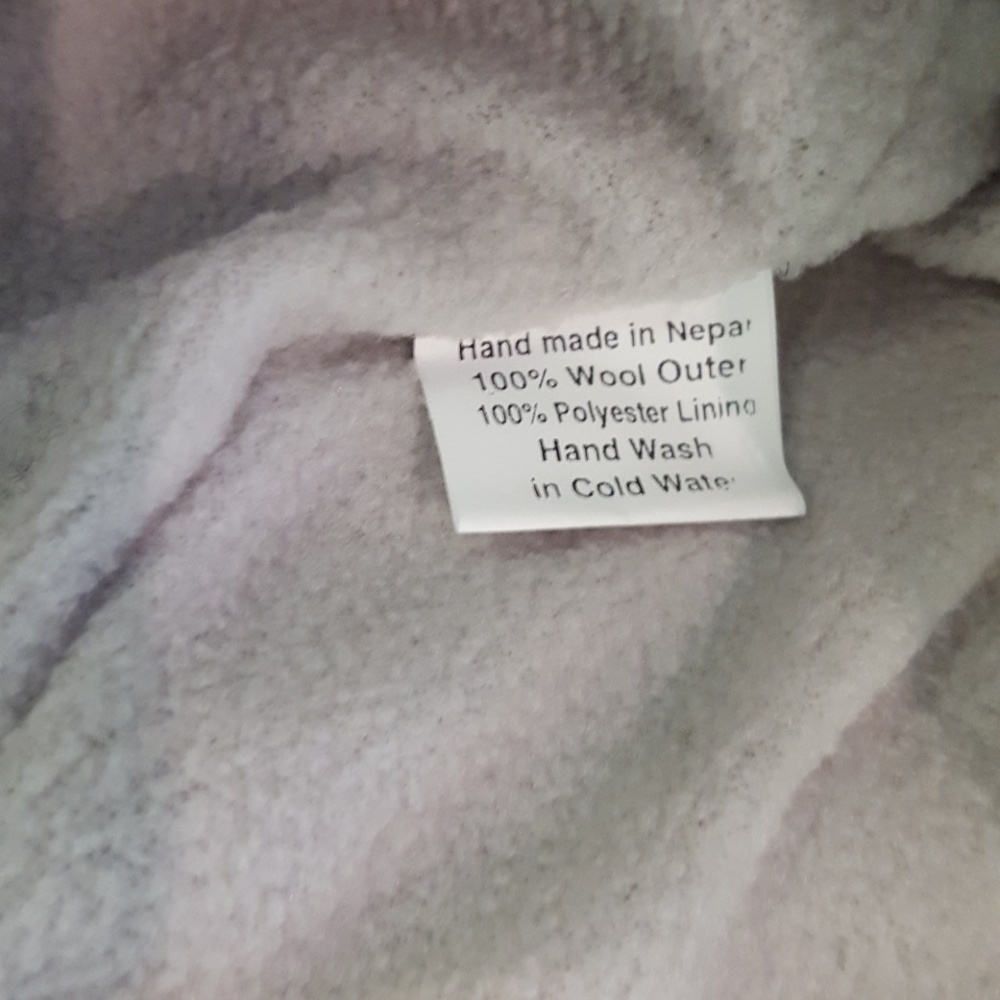 Cute wool fleece lined knit trendy slouch hat NWOT - Picture 4 of 4